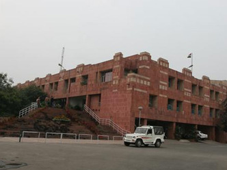 जेएनयू में