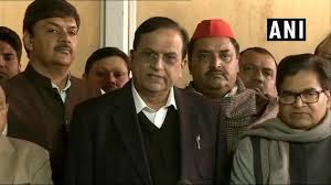 अखिलेश को