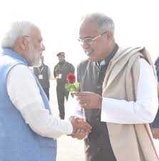 रायपुर पहुंचे