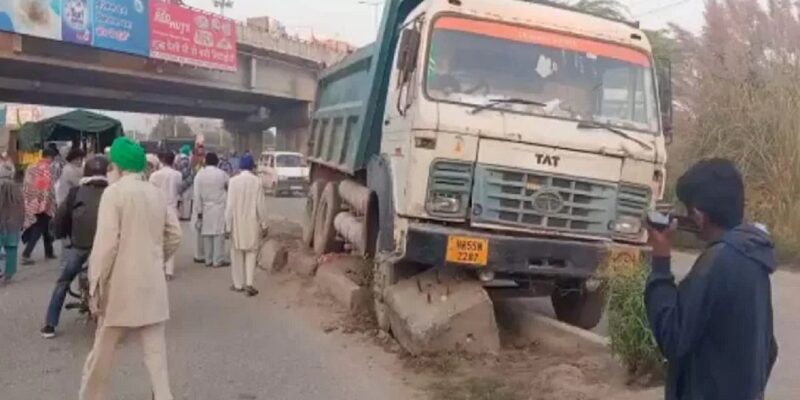 दिल्ली से
