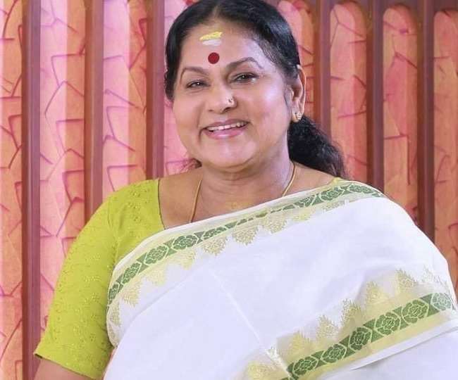 मशहूर अभिनेत्री