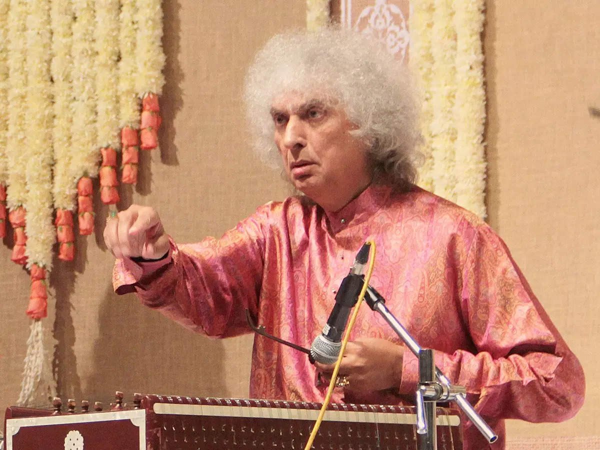 संतूर वादक