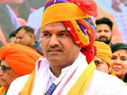 सांसद सीपी
