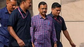 केजरीवाल को